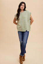 Load image into Gallery viewer, Annie Wear Distressed Raw Hem Straight Leg Cropped Jeans