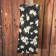 Load image into Gallery viewer, Floral Black and White Dress,Large, LARGE, 15D-111D051