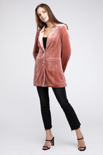 Load image into Gallery viewer, BiBi Shiny Velvet Peak Lapel Single Blazer