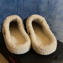 Load image into Gallery viewer, Men’s Bass Outdoor Black and Cream Clogs, sz 8m, SL3-1315S006