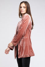 Load image into Gallery viewer, BiBi Shiny Velvet Peak Lapel Single Blazer