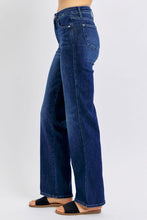 Load image into Gallery viewer, Tummy Control Straight Jeans Side