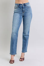 Load image into Gallery viewer, Judy Blue Full Size Wash Thermal Straight Jeans with Pockets