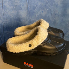 Load image into Gallery viewer, Men’s Bass Outdoor Black and Cream Clogs, sz 8m, SL3-1315S006