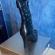 Load image into Gallery viewer, Studded Black Ankle Boots, 9.5, SL5-137s010