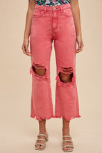 Load image into Gallery viewer, Annie Wear Distressed Raw Hem Jeans