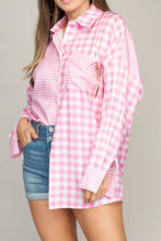 Load image into Gallery viewer, Nuvi Apparel Plaid shirt with a pocket