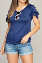 Load image into Gallery viewer, Nuvi Apparel Tie trim blouse