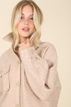 Load image into Gallery viewer, Lilou Light beige shacket with pockets