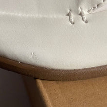 Load image into Gallery viewer, Elegant White Loafers for Women sz 6.5, SL2-129s010