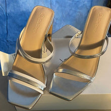 Load image into Gallery viewer, Elegant Silver Women's Heels, sz 9, 13D-1313s003