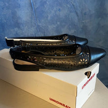 Load image into Gallery viewer, UNIONBAY Women's Black Cut-Out Slingback Flats, sz 6.5m, SL2-129S012