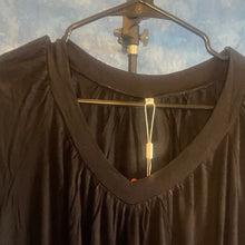 Load image into Gallery viewer, Elegant Black Women's Top sz XL, 3E-128T002