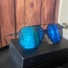 Load image into Gallery viewer, POLARIZED VINTAGE TRENDY SUNGLASSES, 1GG-145SUNG001
