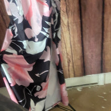 Load image into Gallery viewer, Black and Pink Floral Maxi Dress, Medium, 9G-111D053