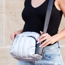 Load image into Gallery viewer, River Metallic Puffer Crossbody Bag, BG001