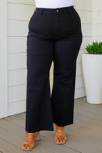 Load image into Gallery viewer, Annie Wear August High Rise Wide Leg Crop Jeans in Black