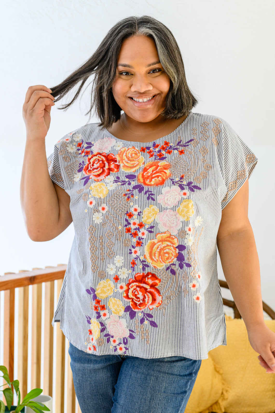 ANDREE BY UNIT Canopy Of Crushes Striped Floral Top