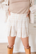 Load image into Gallery viewer, Jodifl Dressed in Plaid Shorts