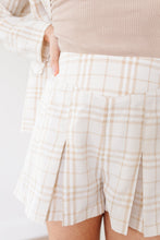 Load image into Gallery viewer, Jodifl Dressed in Plaid Shorts