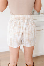 Load image into Gallery viewer, Jodifl Dressed in Plaid Shorts