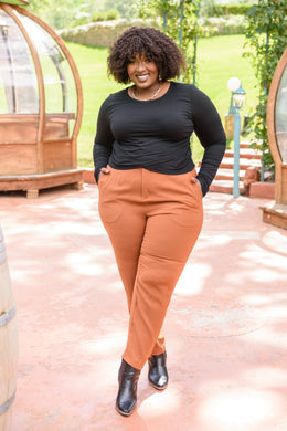 MITTOSHOP Here For It Long Sleeve Ribbed Crop Top