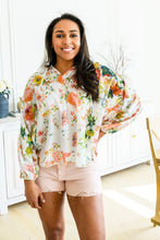 Load image into Gallery viewer, ENTRO Spring Haiku Floral Blouse