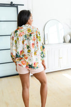 Load image into Gallery viewer, ENTRO Spring Haiku Floral Blouse