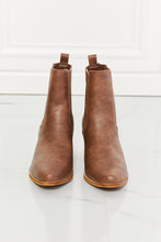 Load image into Gallery viewer, MMShoes Love the Journey Stacked Heel Chelsea Boot in Chestnut